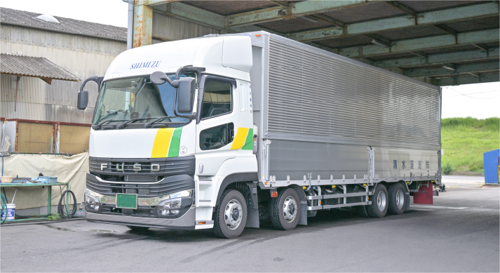 車両 大型車　44台